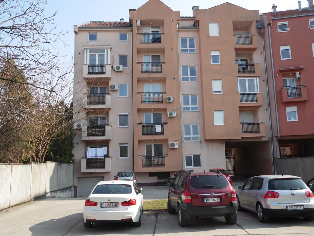 Apartment Atina Суботица Экстерьер фото